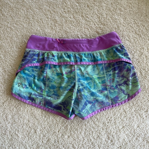 Ivivva Shorts - Picture 2 of 3
